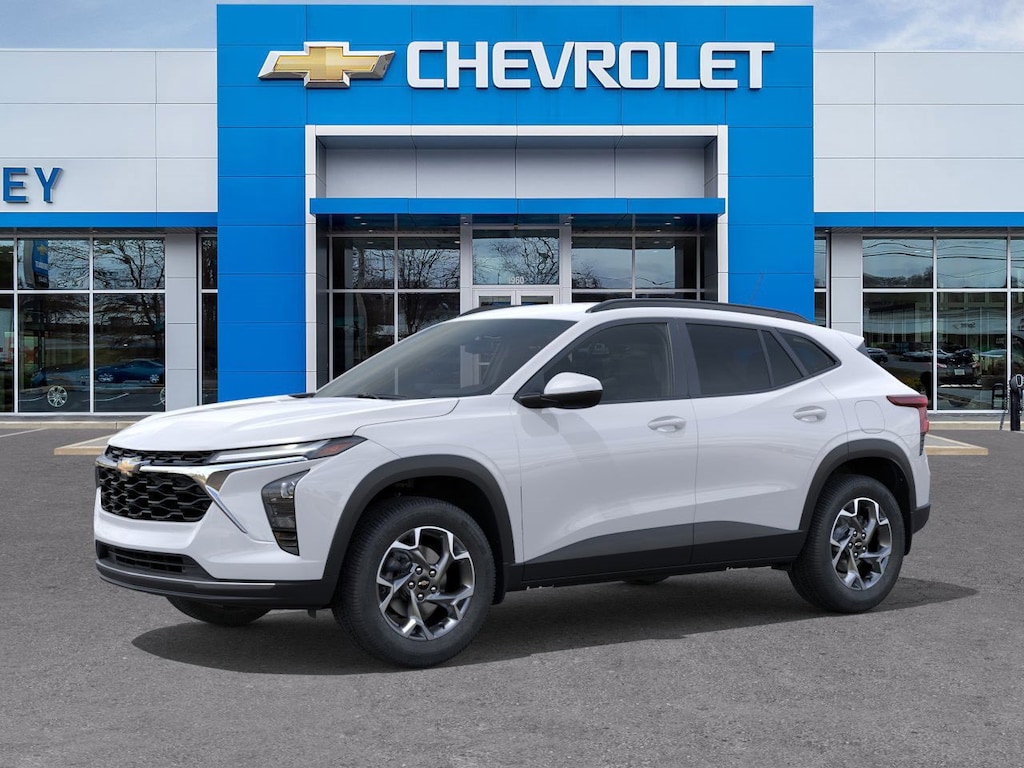 New 2025 Chevrolet Trax LT SUV