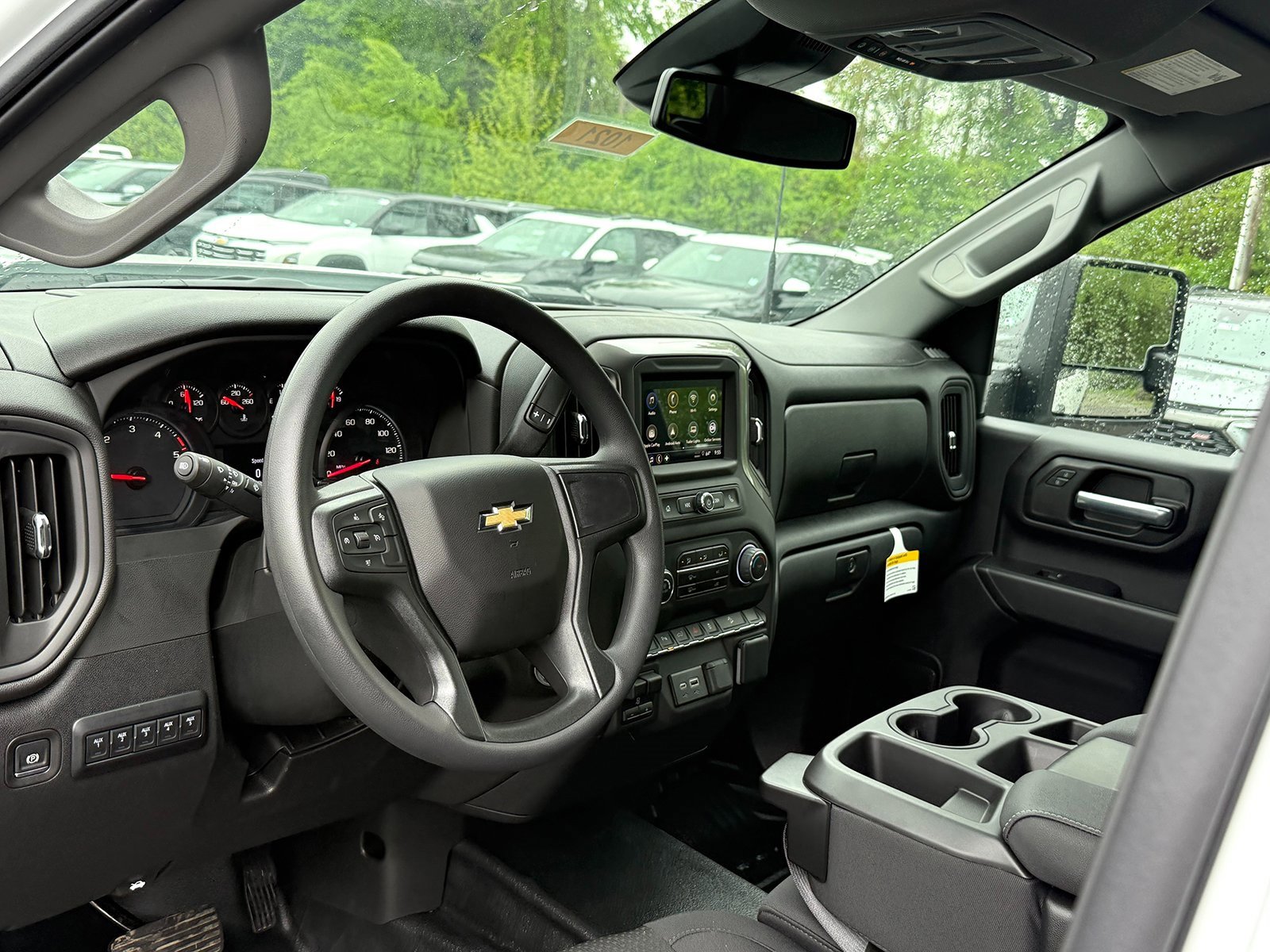 2025 Chevrolet Silverado 3500HD Work Truck photo 3