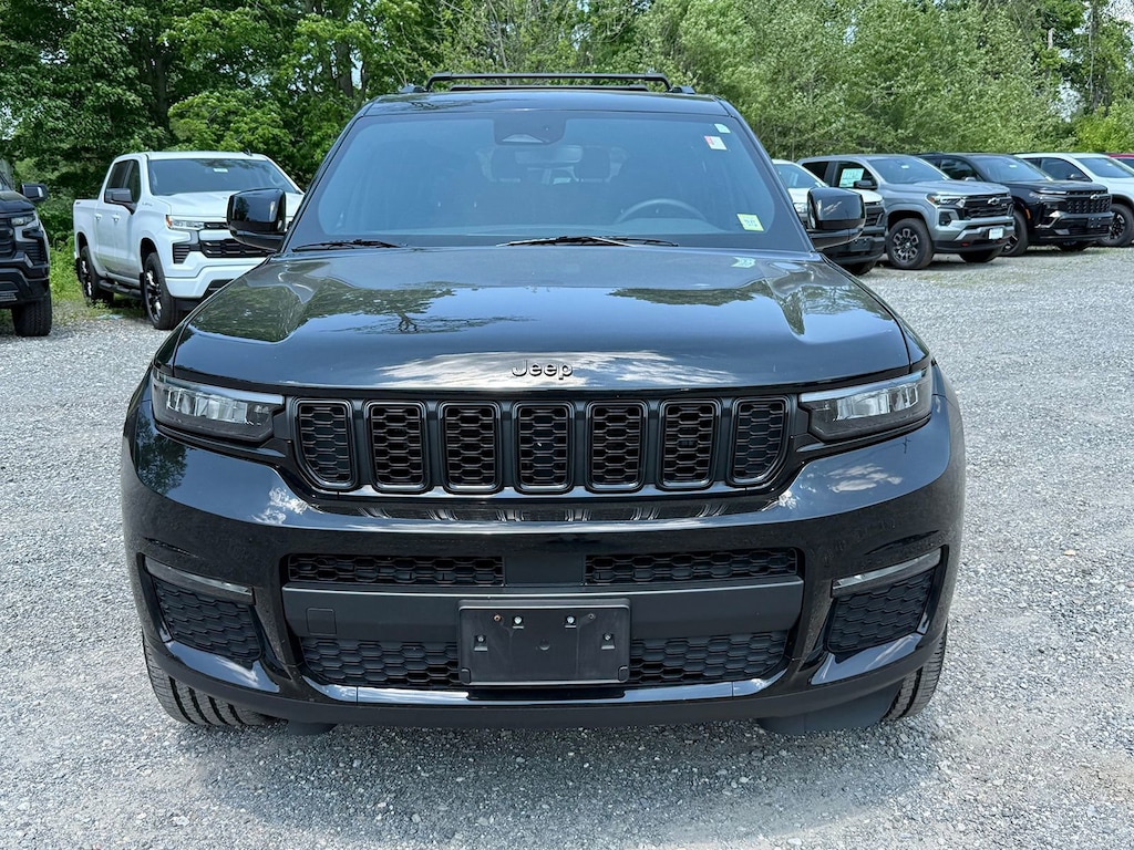 Used 2024 Jeep Grand Cherokee L Limited 4x4 SUV