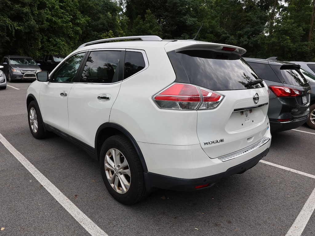 Used 2014 Nissan Rogue SV SUV