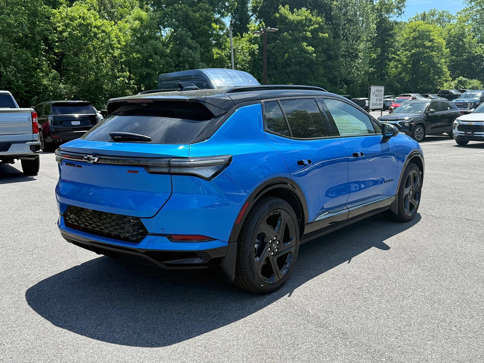 2025 Chevrolet Equinox EV RS - Photo 6