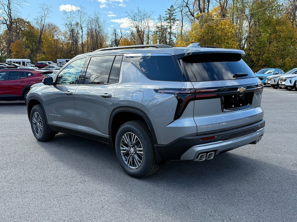 New 2026 Chevrolet Traverse LT SUV