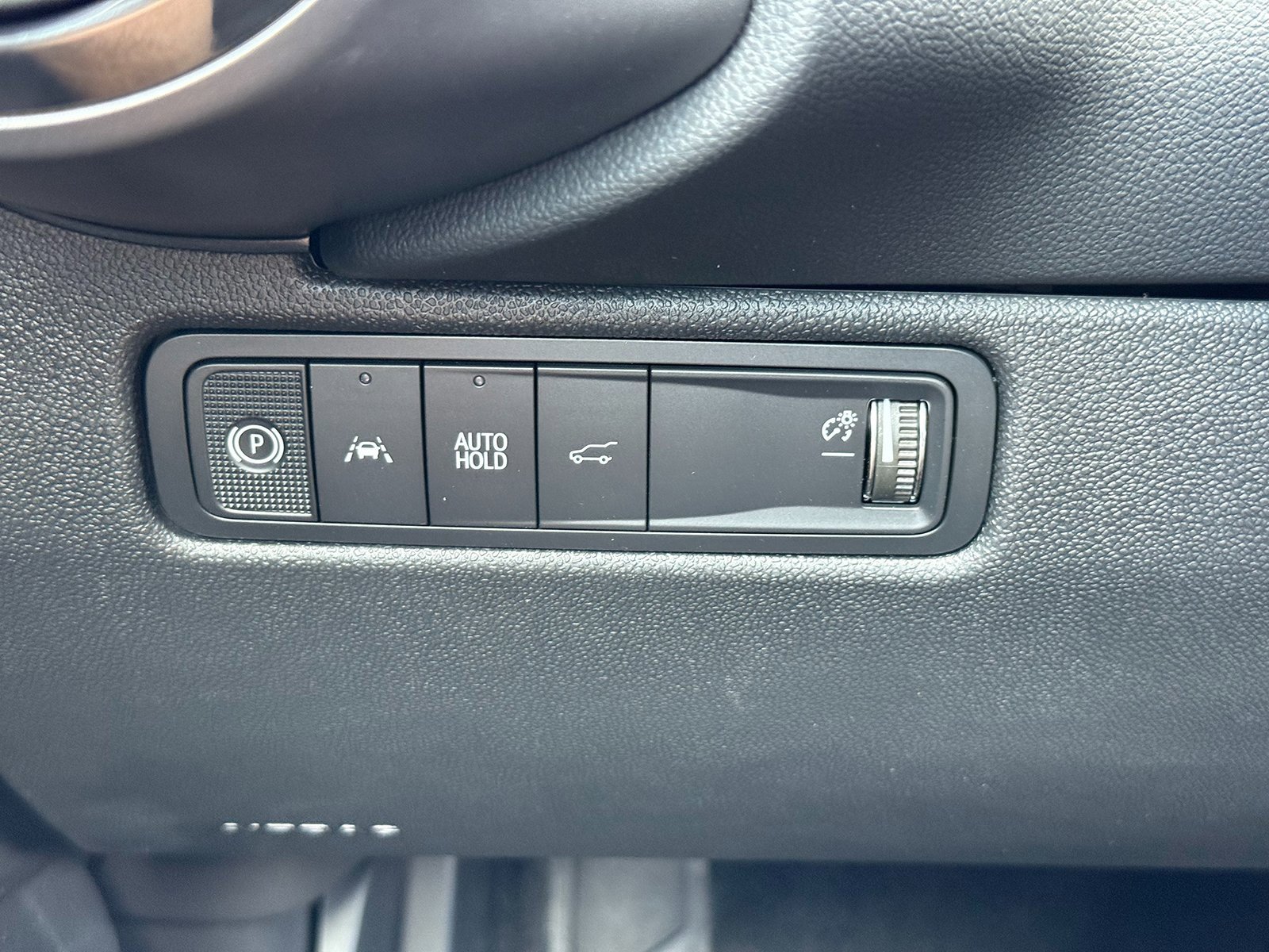 2025 Chevrolet Equinox EV RS - Photo 38