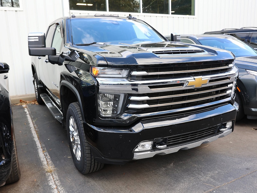 Used 2023 Chevrolet Silverado 3500 HD High Country Truck Crew Cab