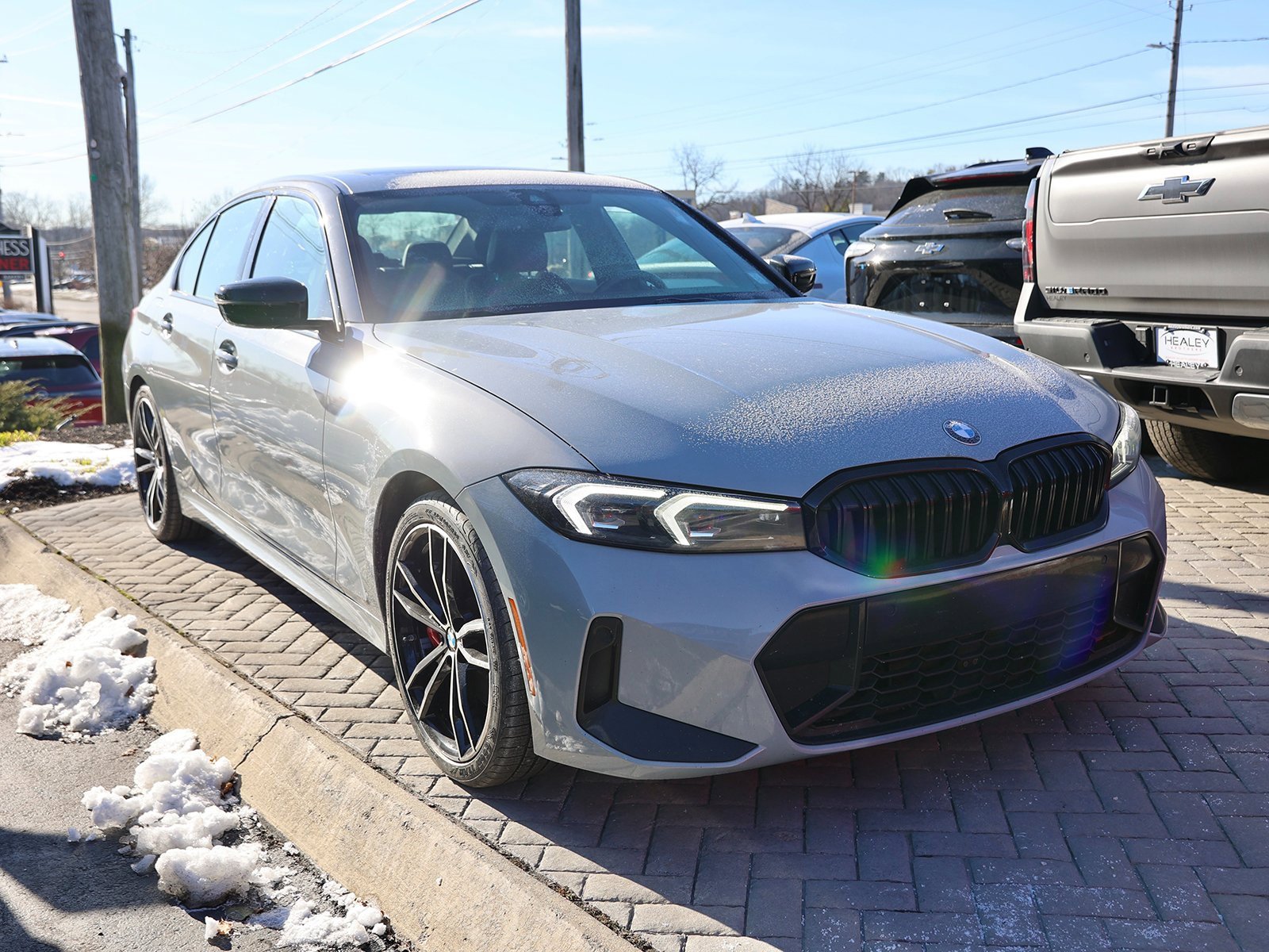 2023 BMW 3 Series 330i's photo