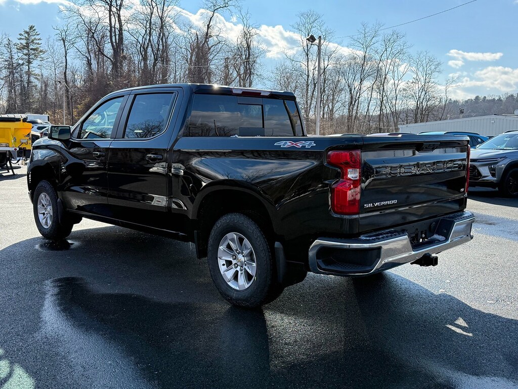 New 2026 Chevrolet Silverado 1500 LT Truck Crew Cab