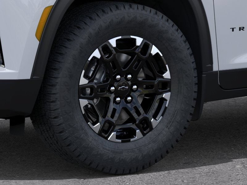 2027 Chevrolet Traverse Z71 - Photo 9