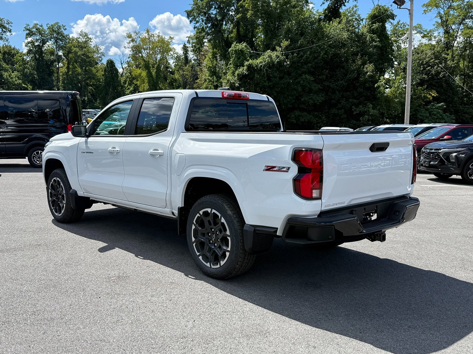 2026 Chevrolet Colorado Z71 photo 2