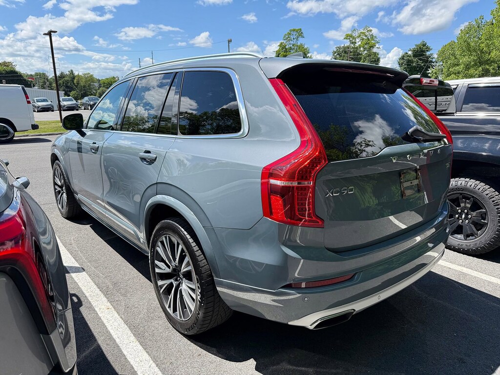 Used 2021 Volvo XC90 T5 Momentum 7 Passenger SUV