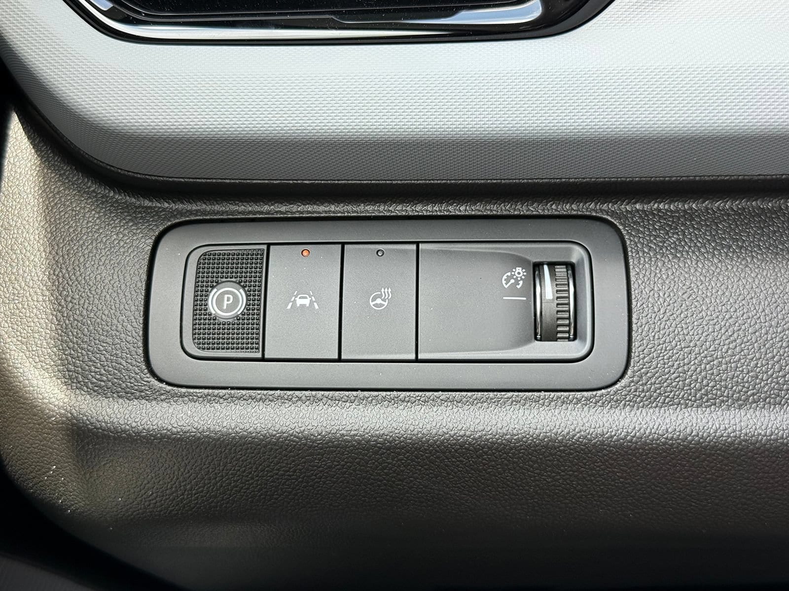 2027 Chevrolet Bolt RS - Photo 34