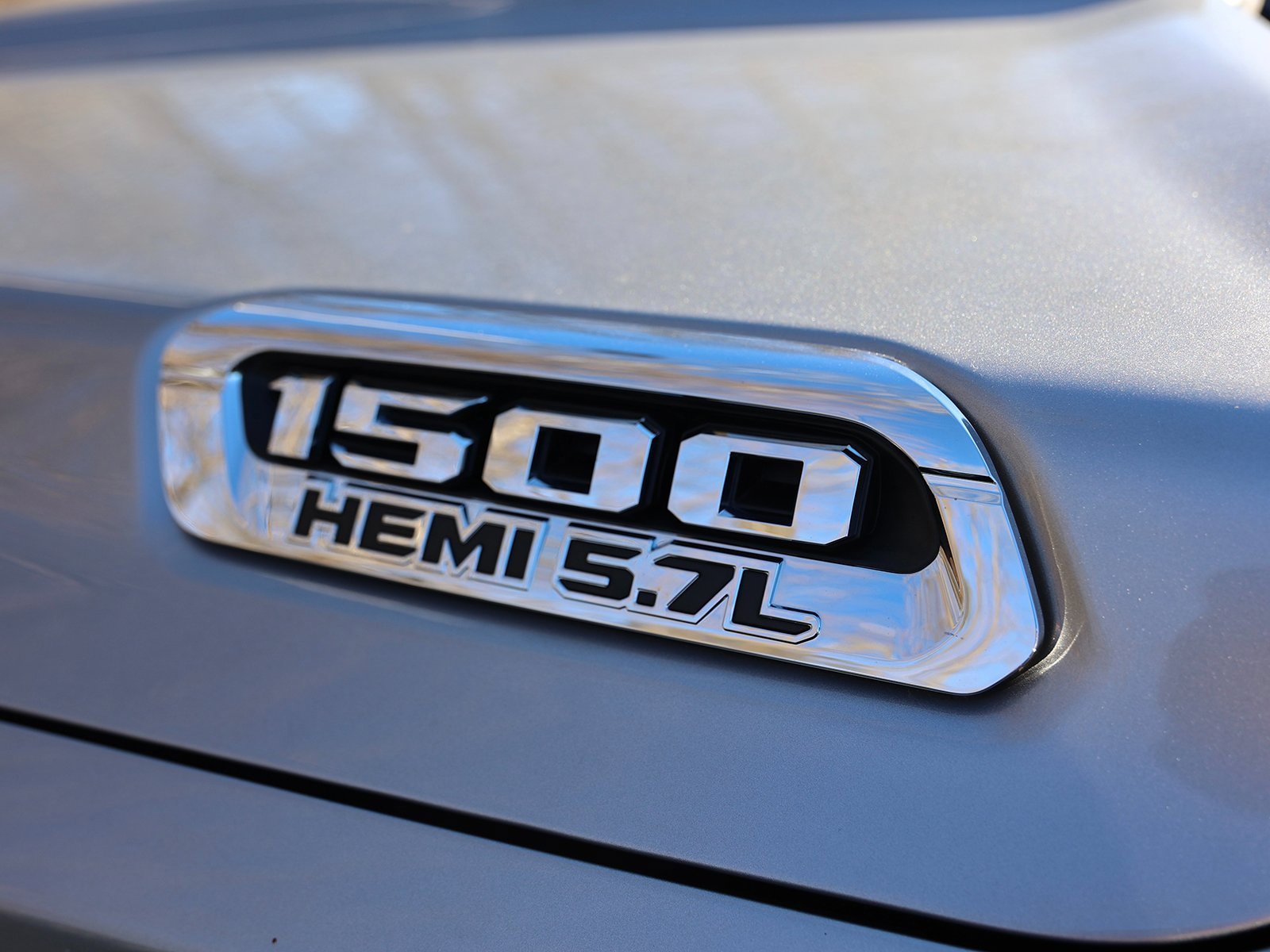 2022 Ram 1500 Laramie photo 3