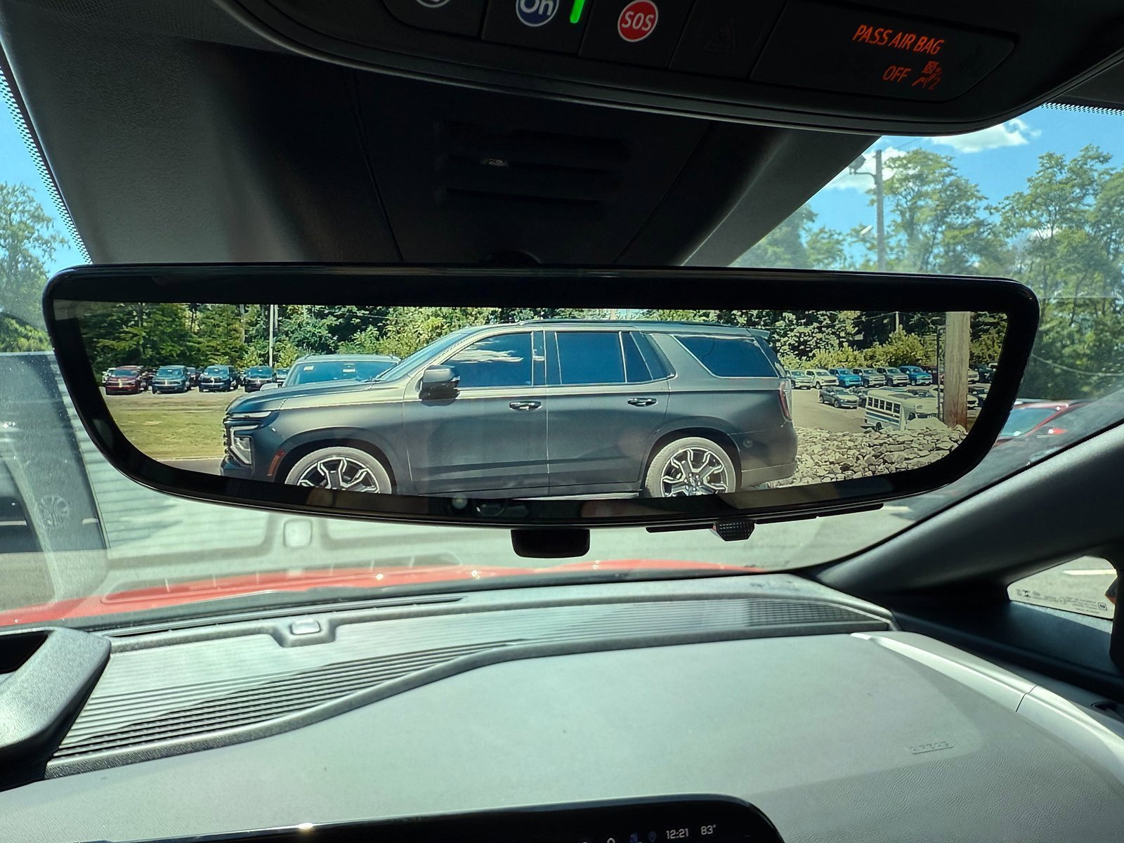 2025 Chevrolet Equinox EV RS - Photo 43