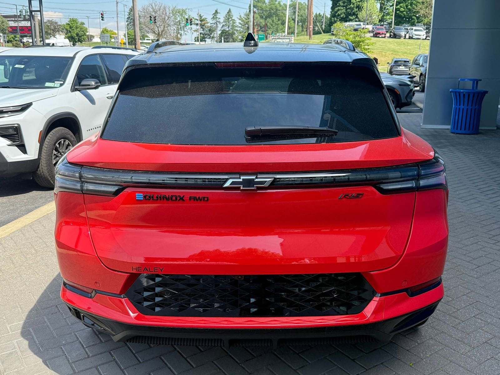 2025 Chevrolet Equinox EV RS - Photo 5