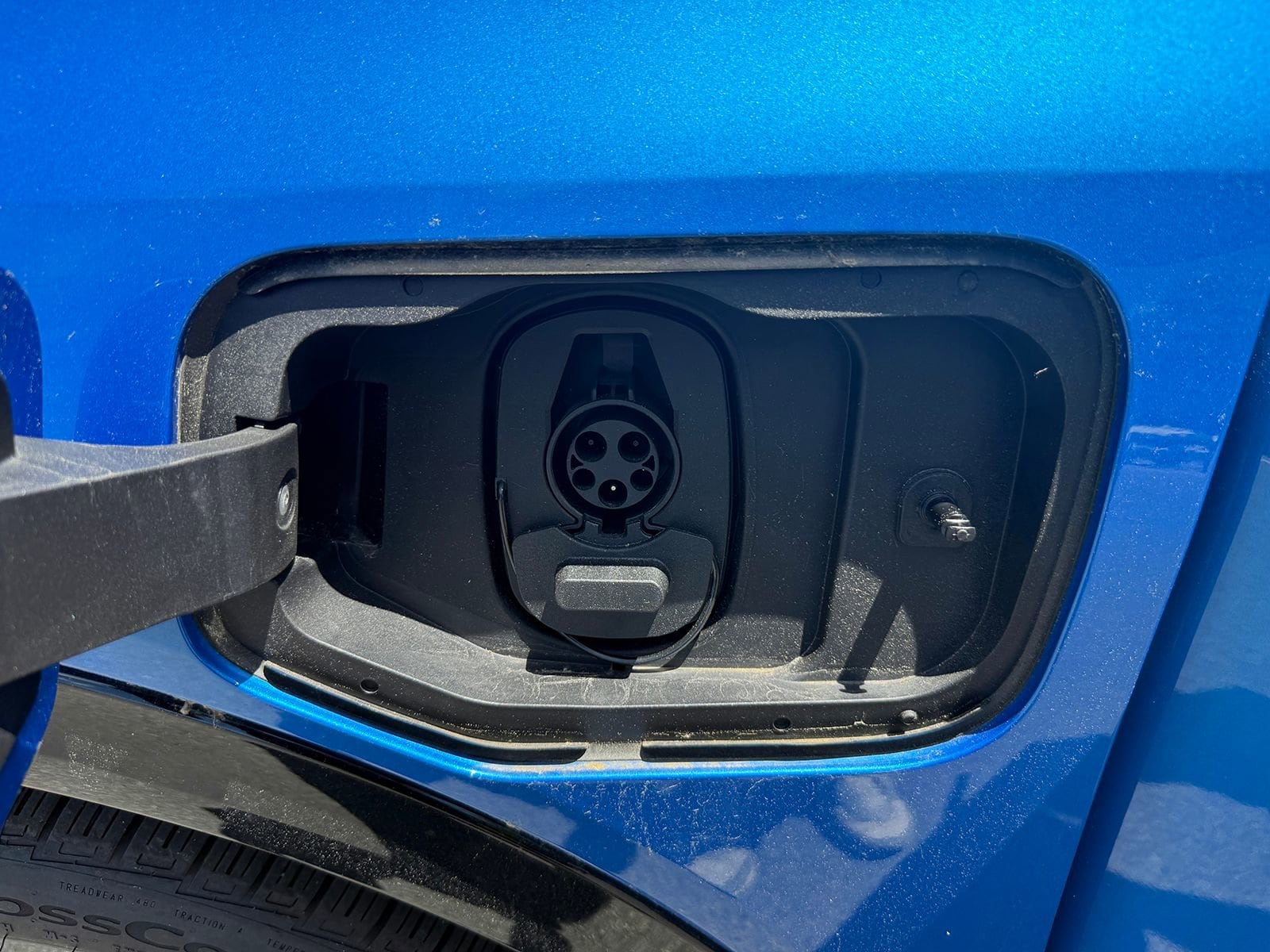 2025 Chevrolet Equinox EV RS - Photo 8