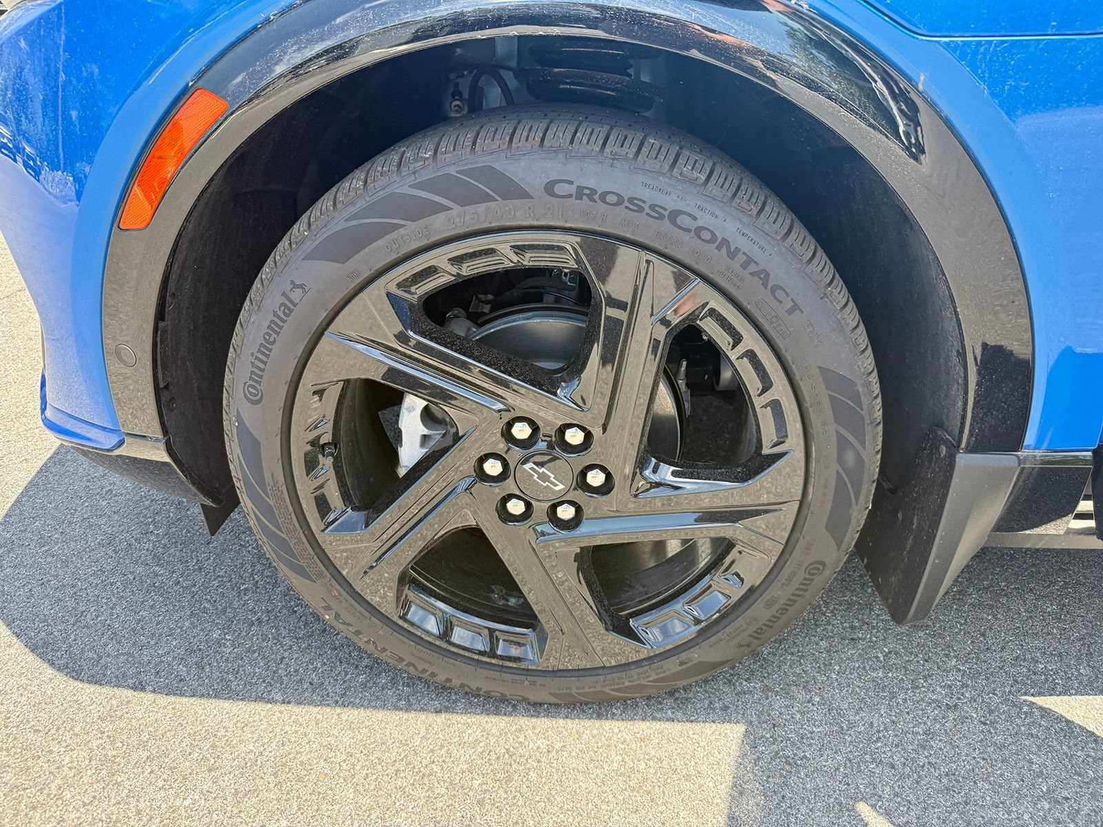 2025 Chevrolet Equinox EV RS - Photo 10