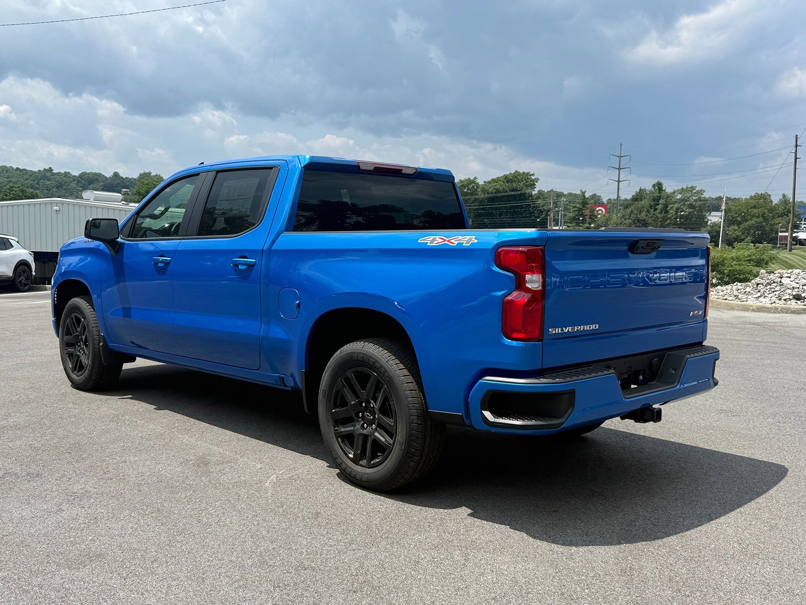 2025 Chevrolet Silverado 1500 RST photo 2