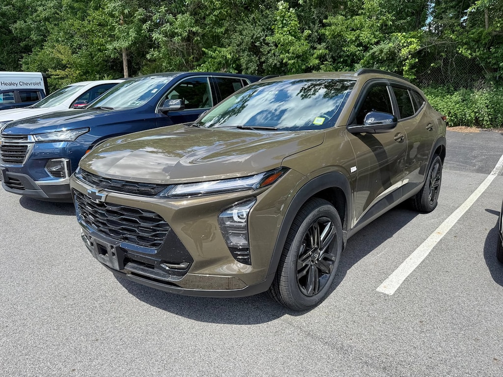 Used 2024 Chevrolet Trax Activ SUV