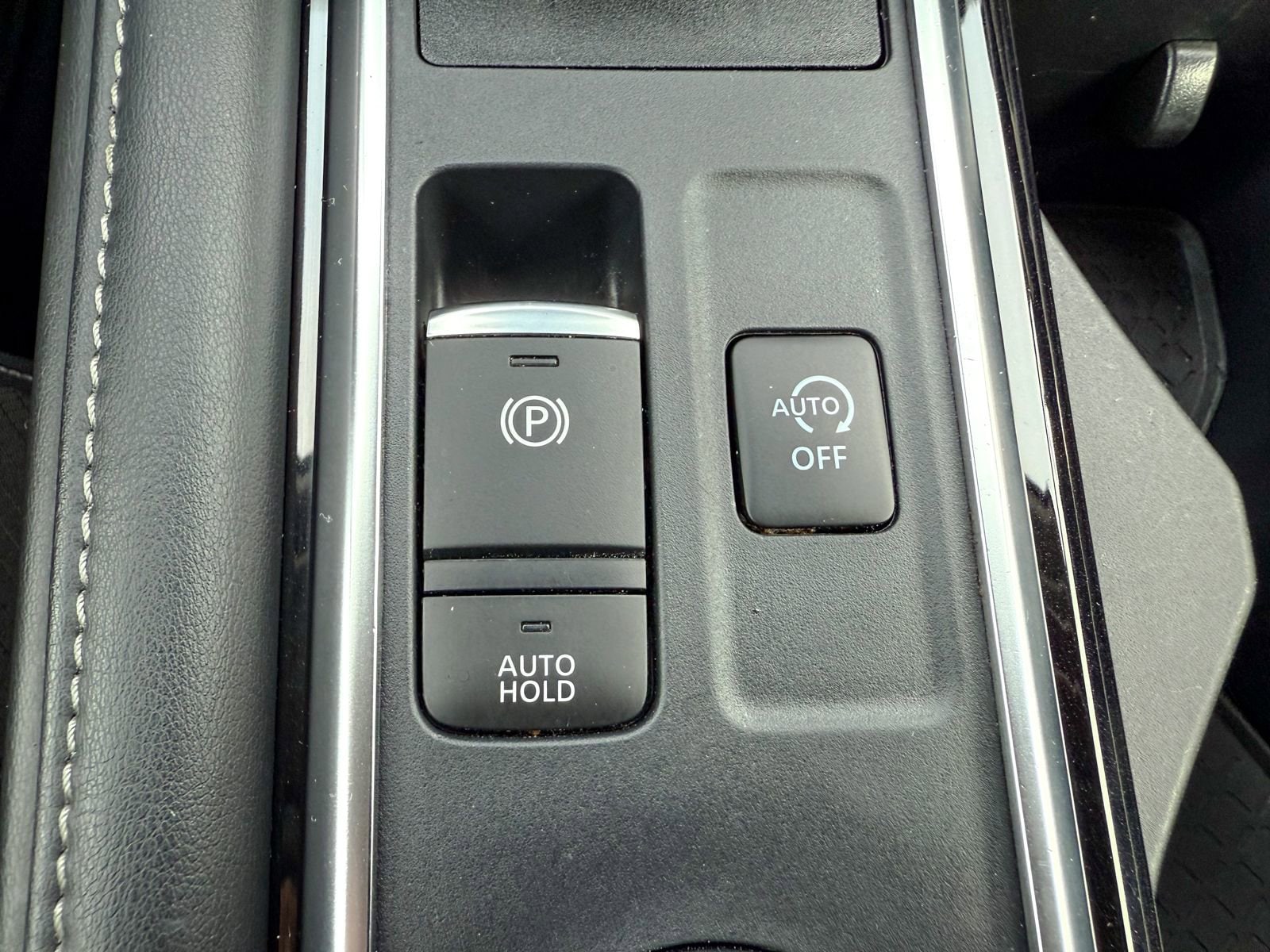 2023 Nissan Pathfinder SL - Photo 24