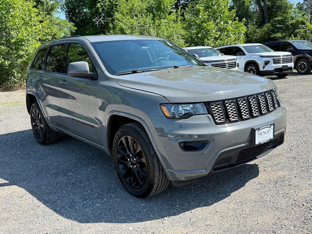 Used 2021 Jeep Grand Cherokee Laredo X 4x4 SUV
