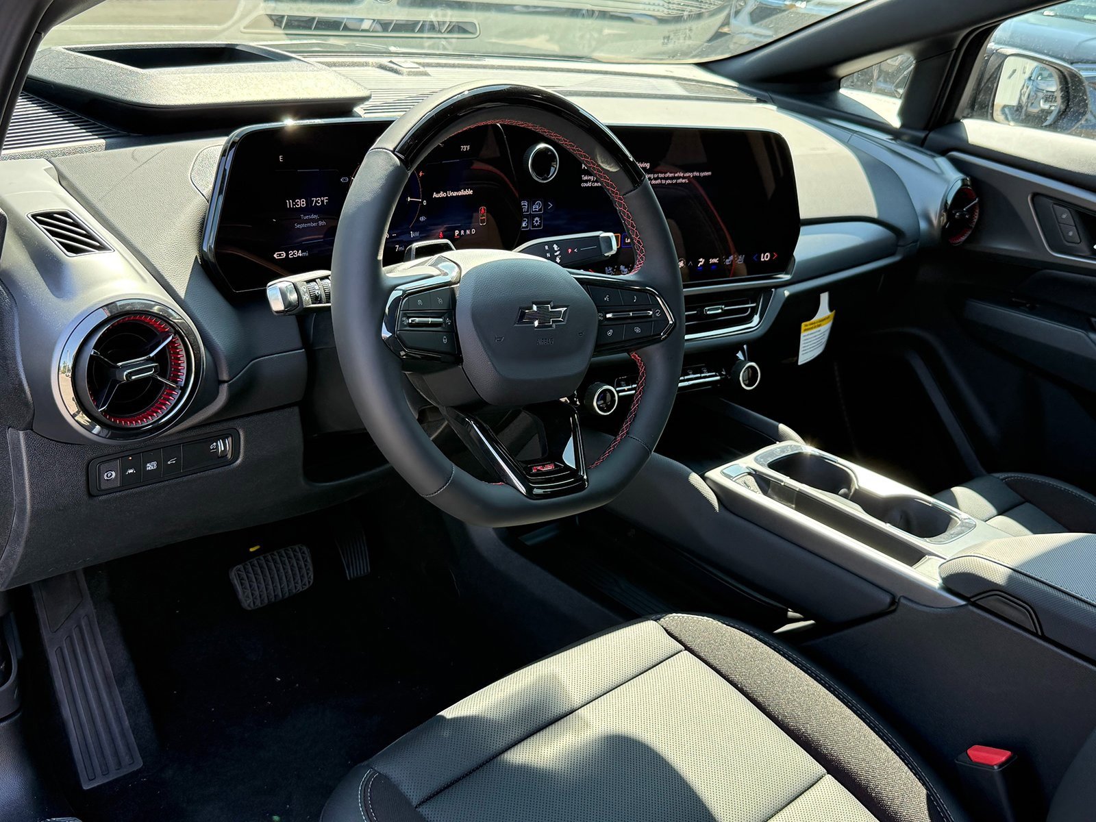 2025 Chevrolet Equinox EV 3RS photo 3