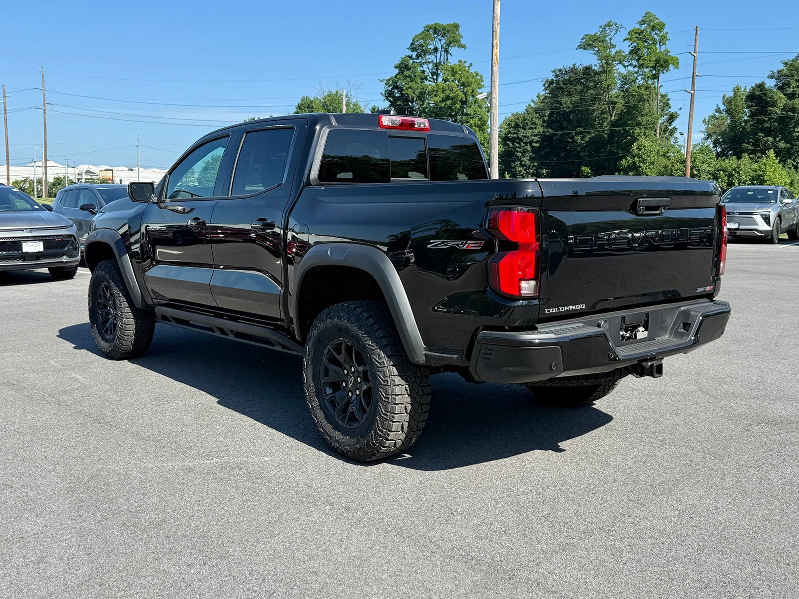 2025 Chevrolet Colorado ZR2 photo 2