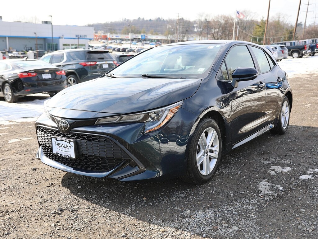Used 2020 Toyota Corolla Hatchback SE Hatchback