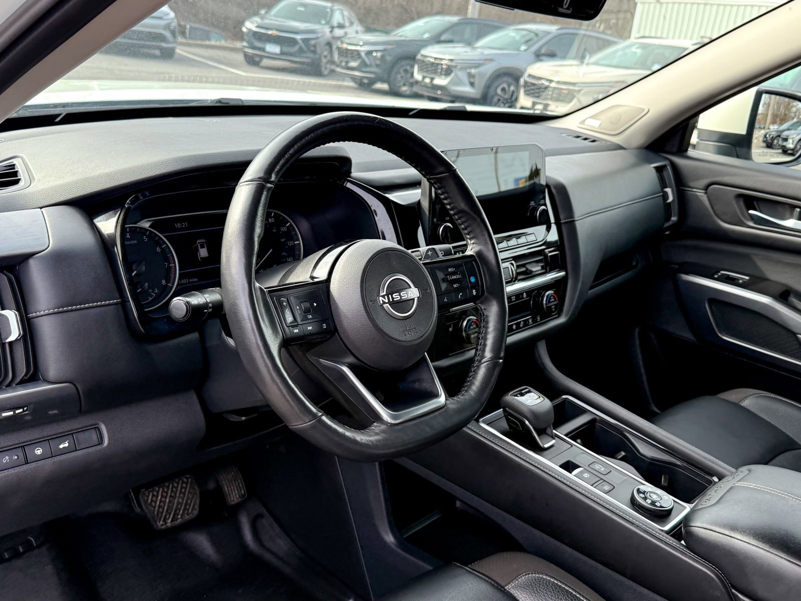 2023 Nissan Pathfinder SL - Photo 12