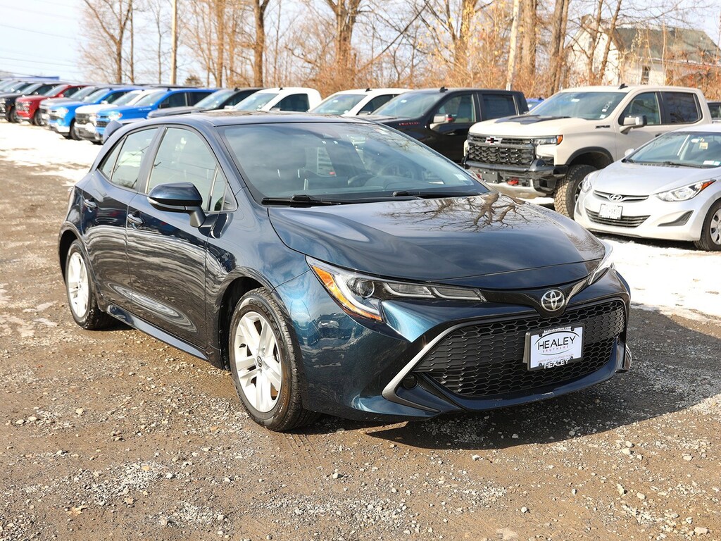 Used 2020 Toyota Corolla Hatchback SE Hatchback
