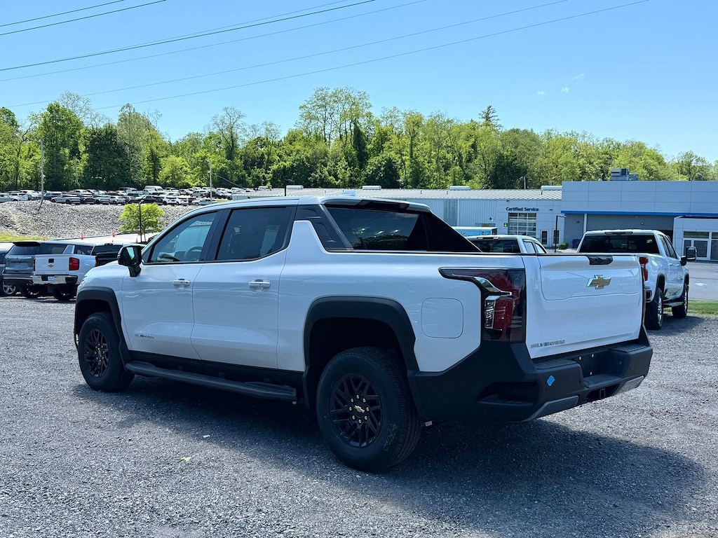 New 2025 Chevrolet Silverado EV LT - Extended Range Truck Crew Cab