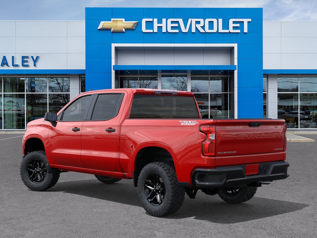 New 2026 Chevrolet Silverado 1500 Custom Trail Boss Truck Crew Cab