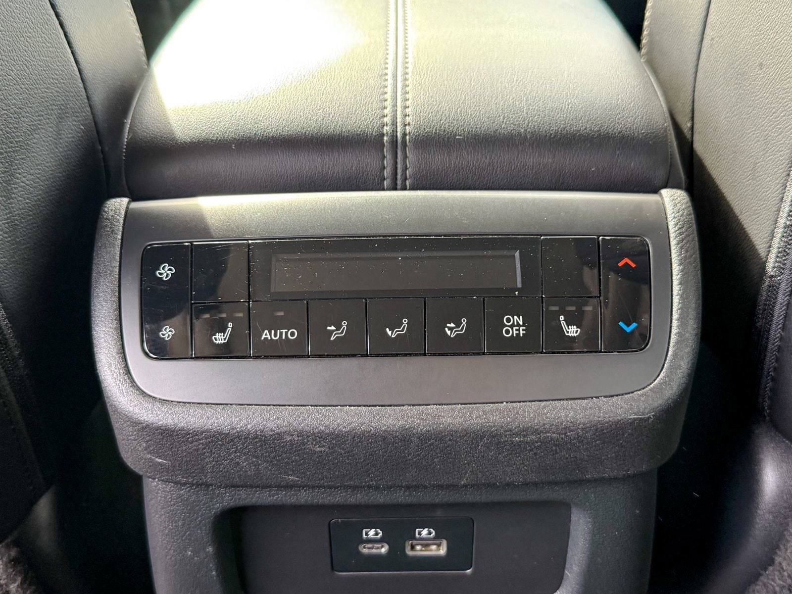 2023 Nissan Pathfinder SL - Photo 19