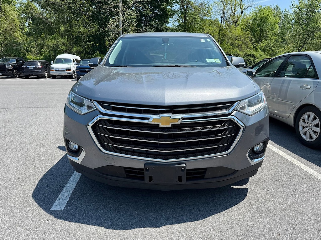 Used 2018 Chevrolet Traverse LT Cloth SUV