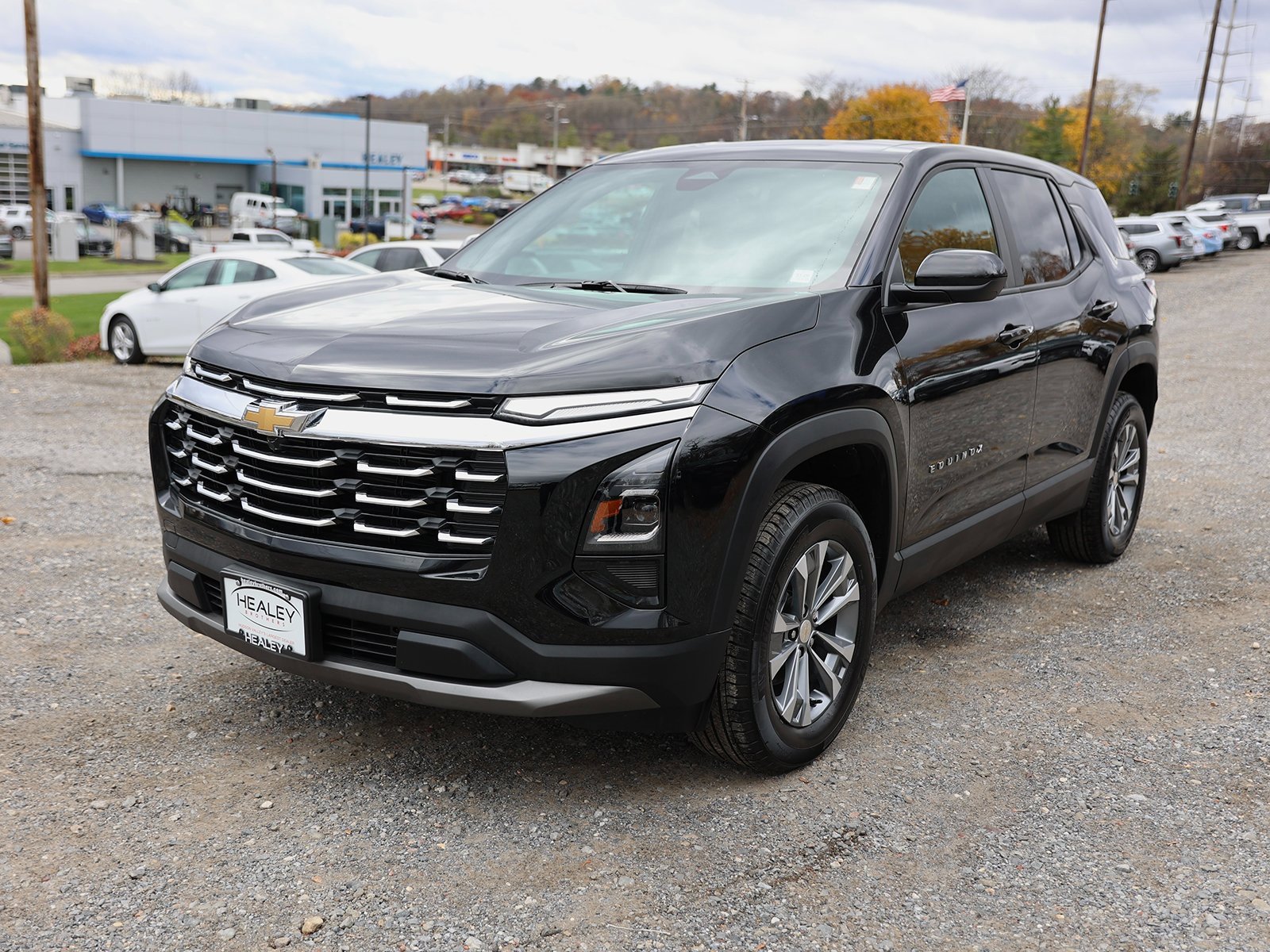 2025 Chevrolet Equinox LT photo 3