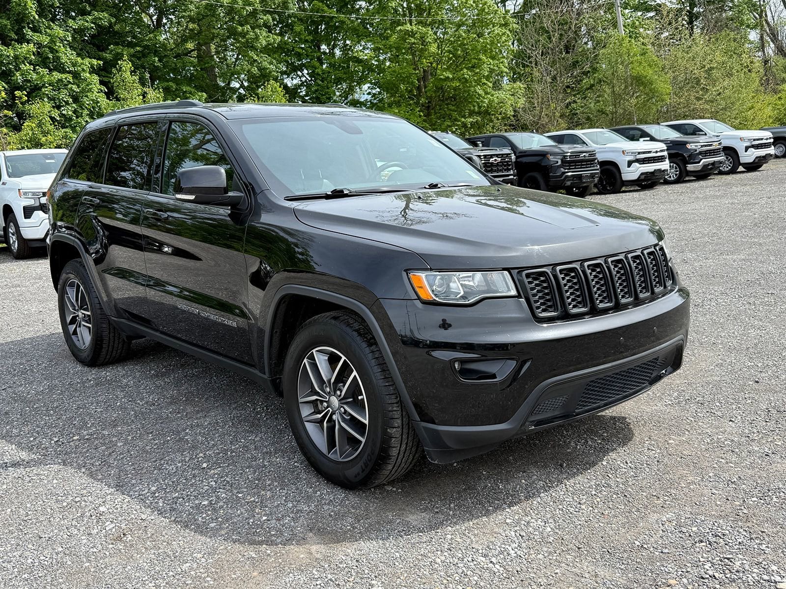 2017 Jeep Grand Cherokee Limited's photo