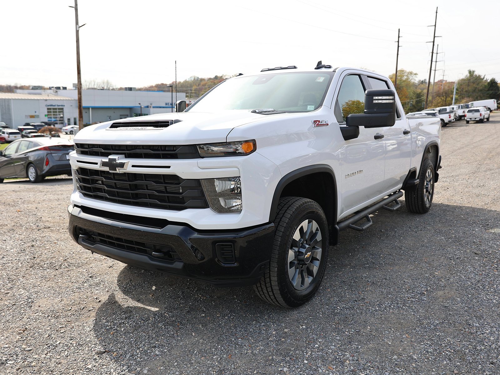 2024 Chevrolet Silverado 2500HD Custom photo 3