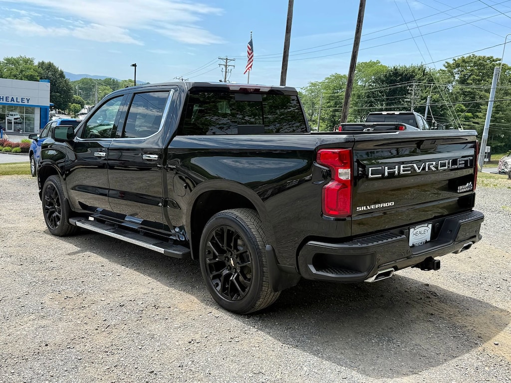 Used 2022 Chevrolet Silverado 1500 LTD High Country Truck