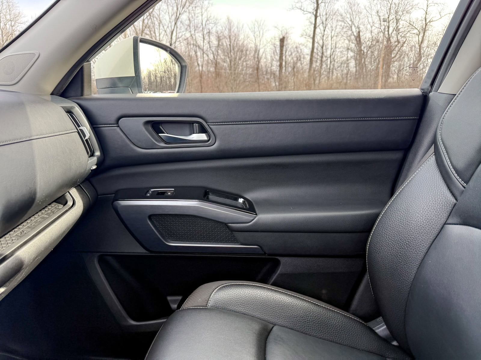 2023 Nissan Pathfinder SL - Photo 38