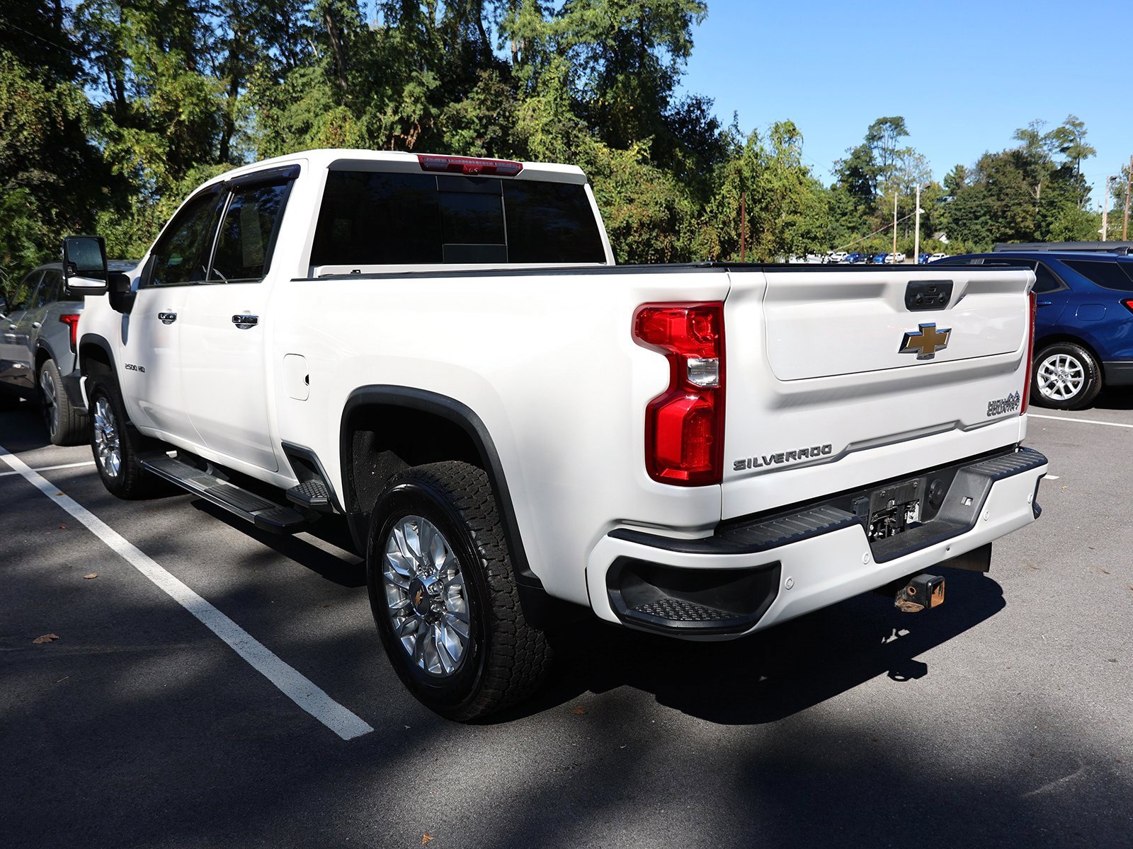 2023 Chevrolet Silverado 2500HD High Country photo 2