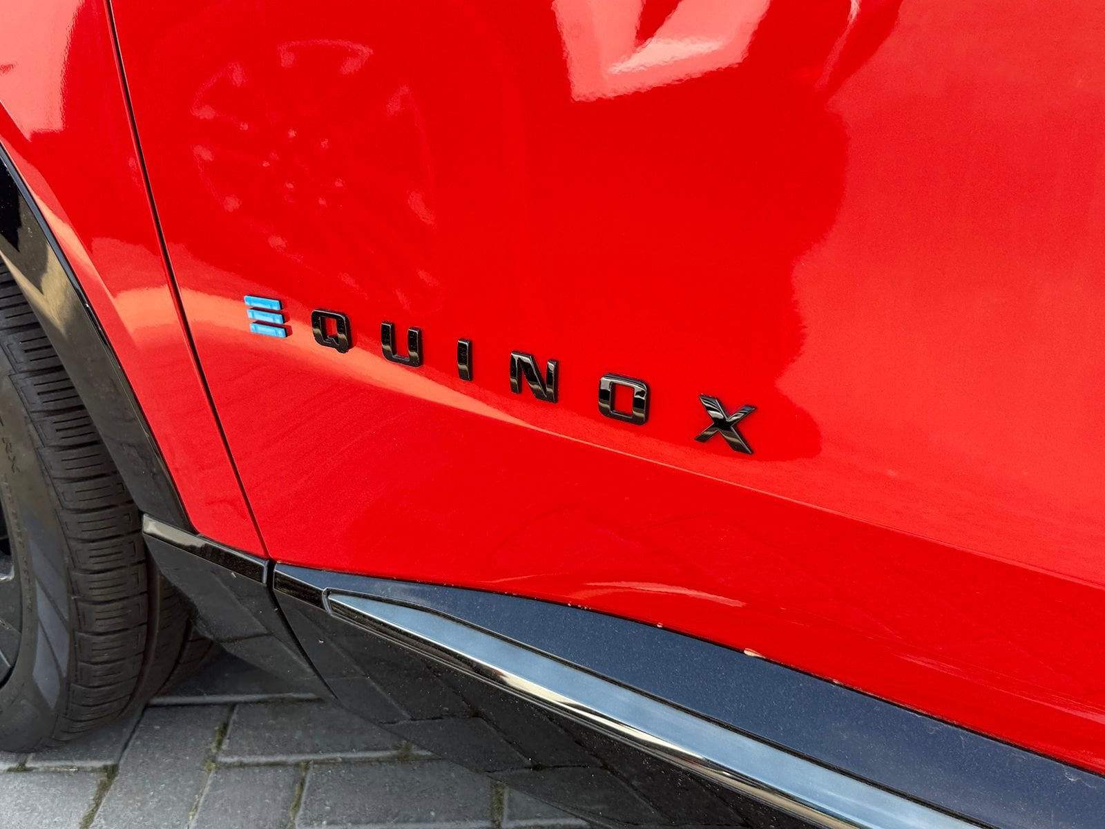 2025 Chevrolet Equinox EV RS - Photo 9