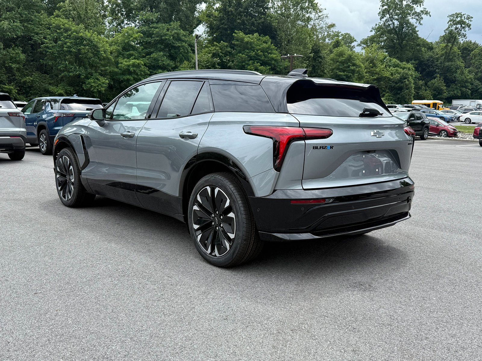 2025 Chevrolet Blazer EV RS photo 2