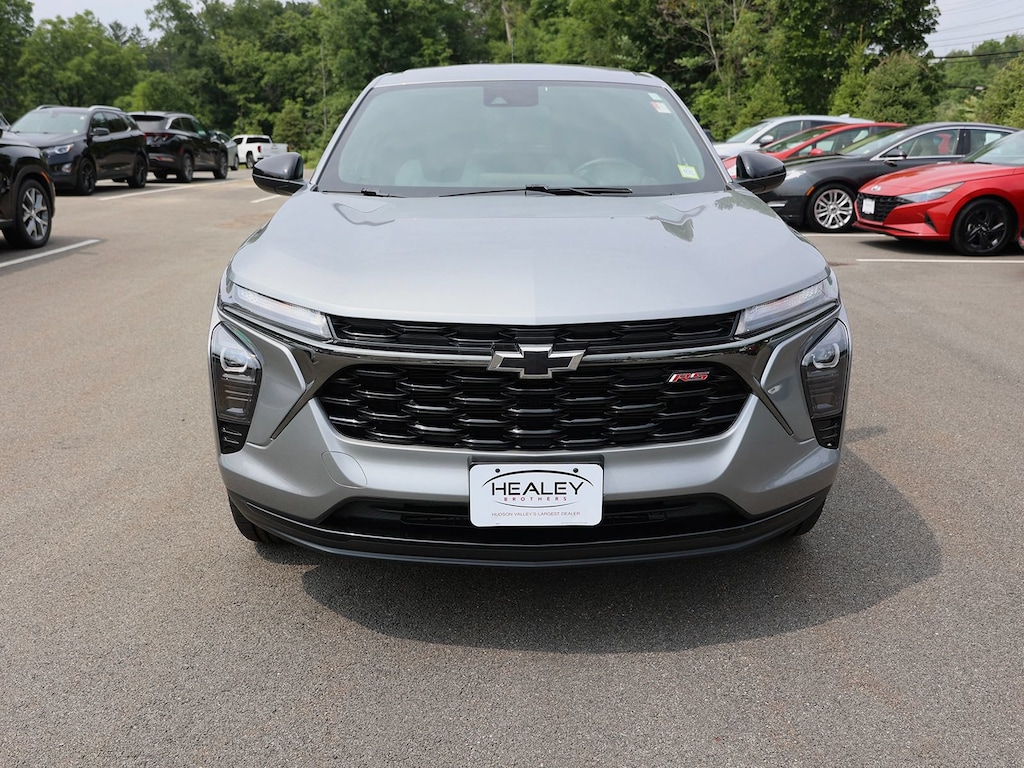 Used 2025 Chevrolet Trax 1RS SUV