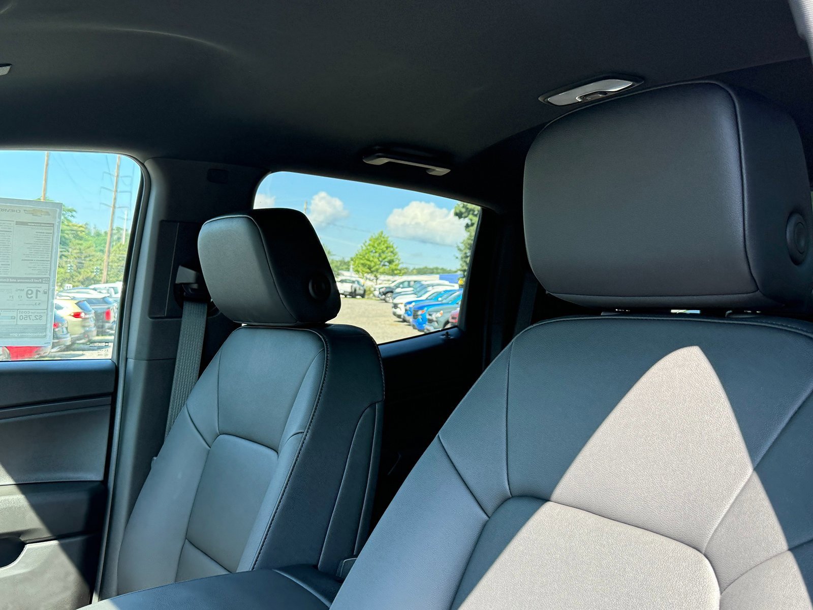 2025 Chevrolet Colorado Trail Boss photo 4