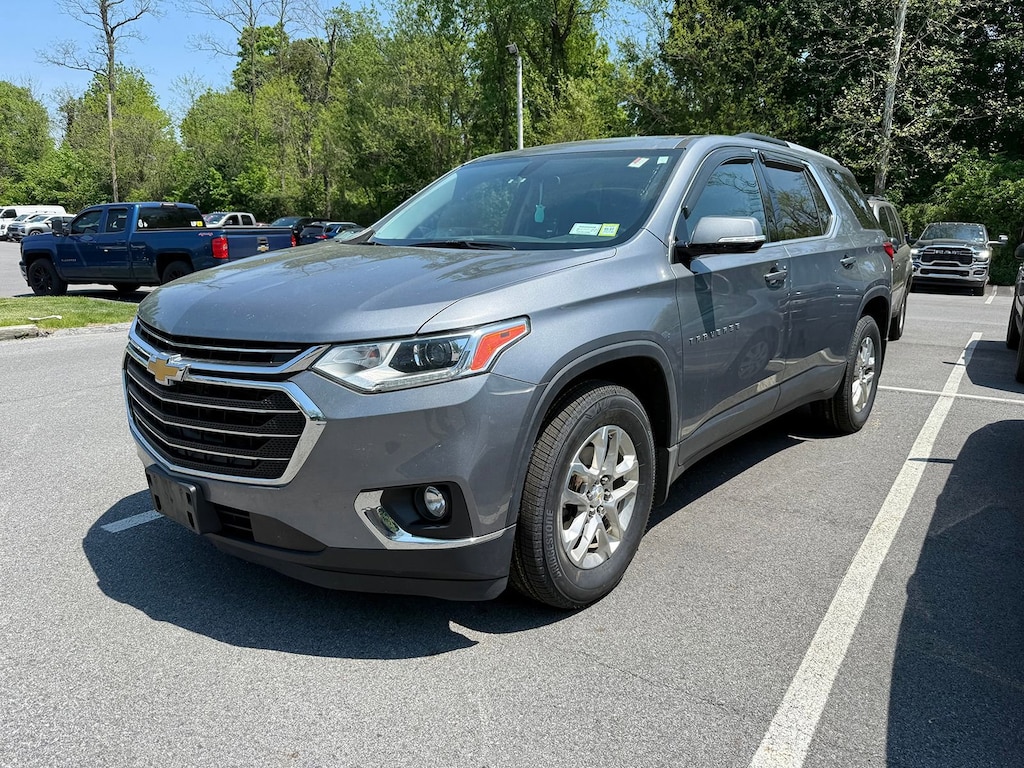 Used 2018 Chevrolet Traverse LT Cloth SUV
