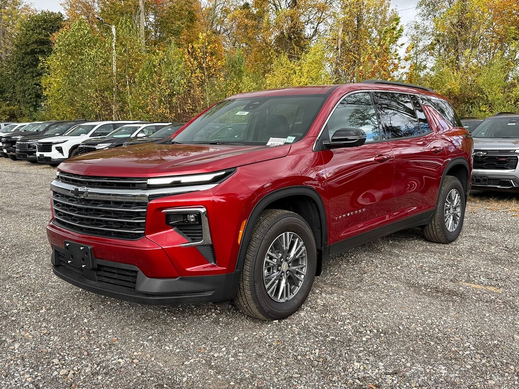 New 2025 Chevrolet Traverse LT SUV