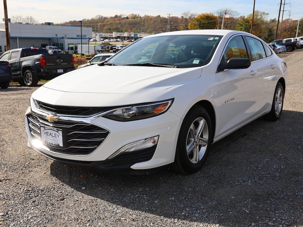 Used 2022 Chevrolet Malibu LS Car