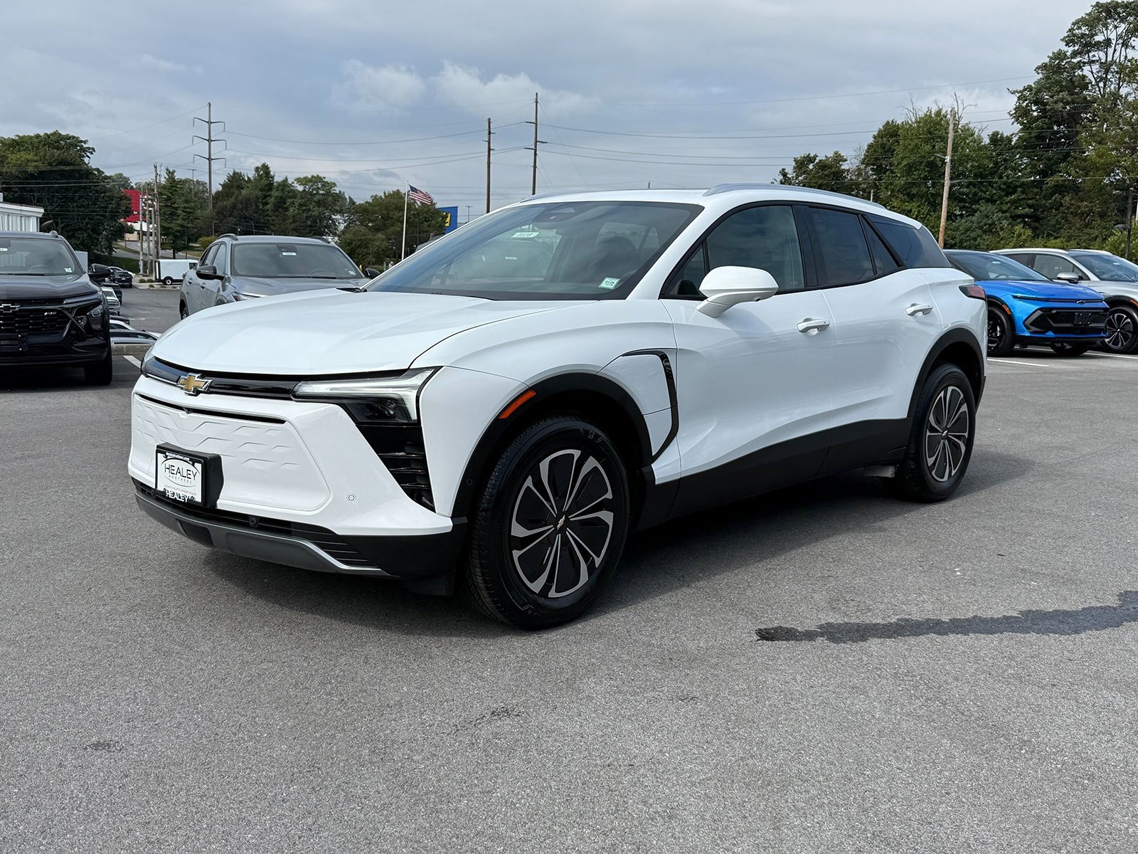 2025 Chevrolet Blazer EV photo 3