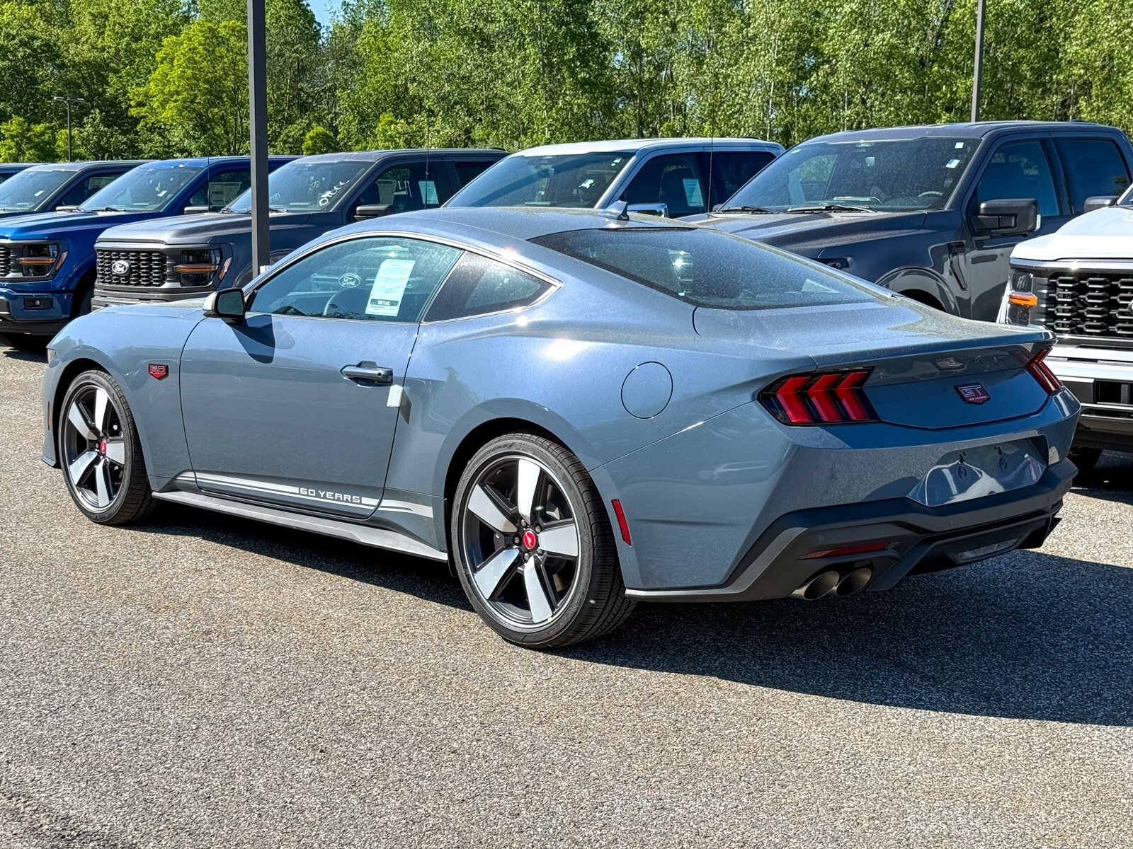 2025 Ford Mustang GT Premium photo 2