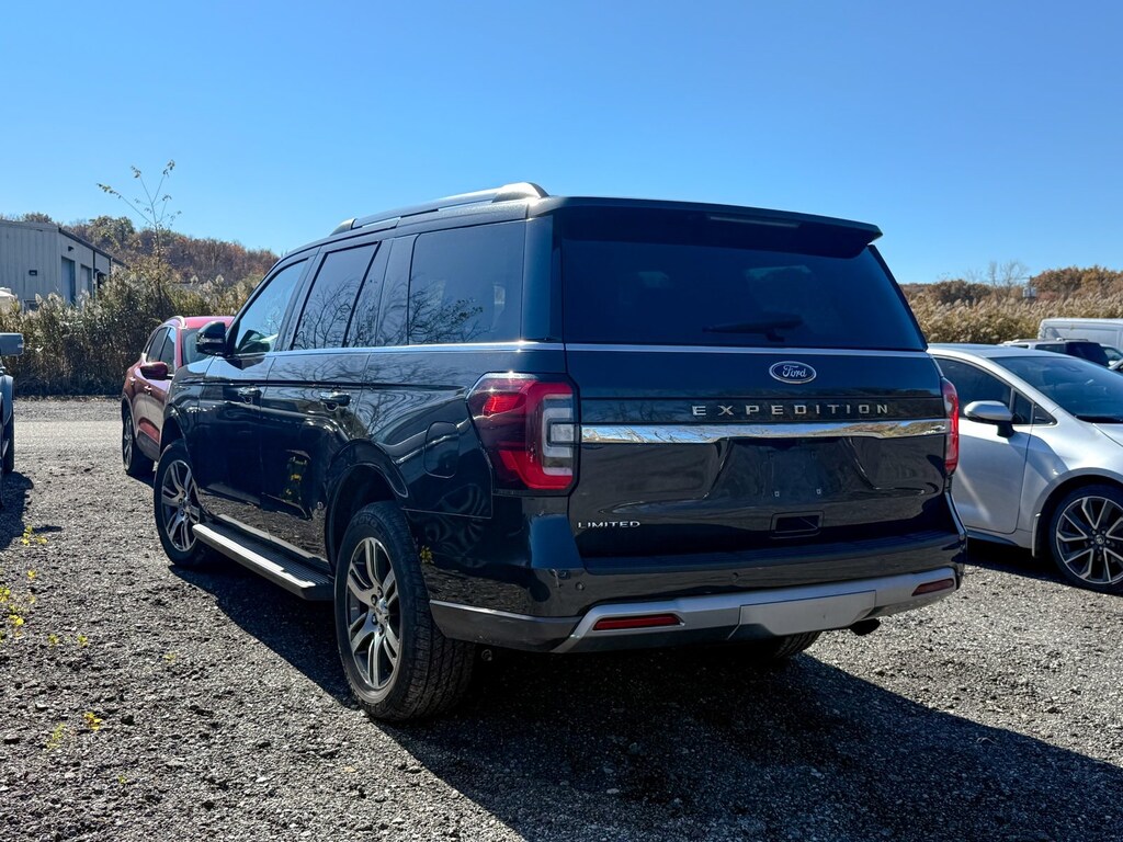 Used 2024 Ford Expedition Limited SUV