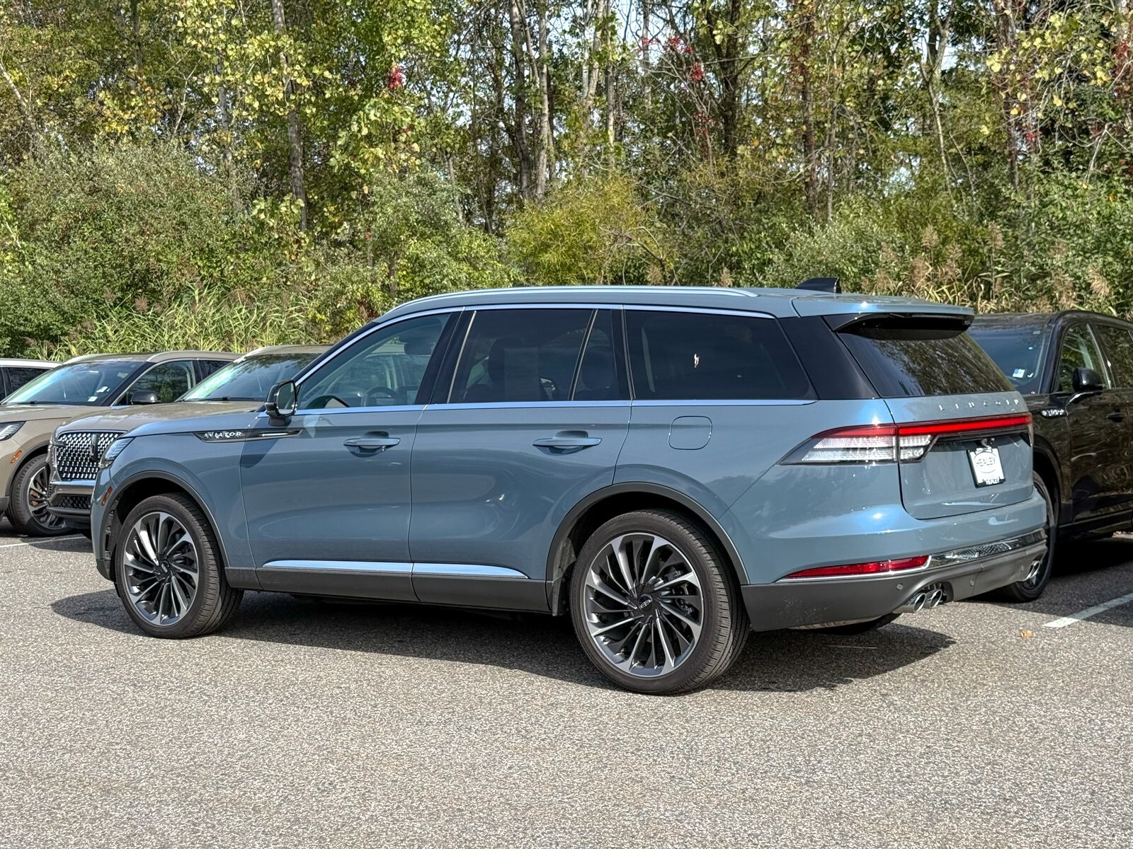 2025 Lincoln Aviator Reserve photo 4
