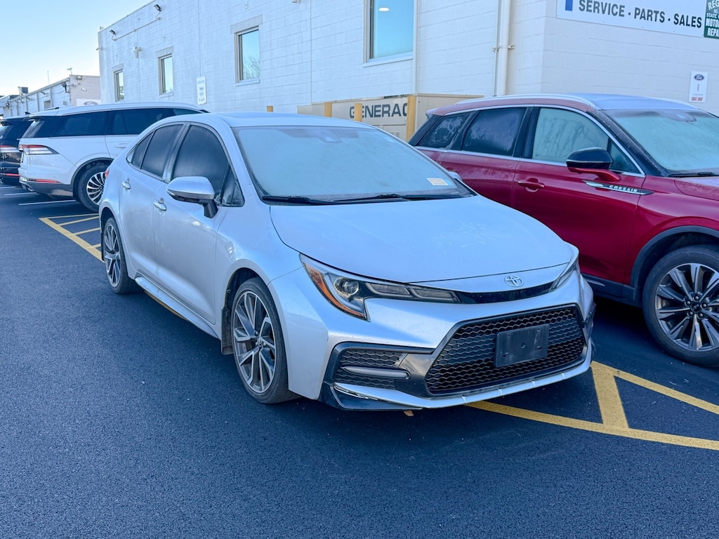 Used 2020 Toyota Corolla SE Sedan